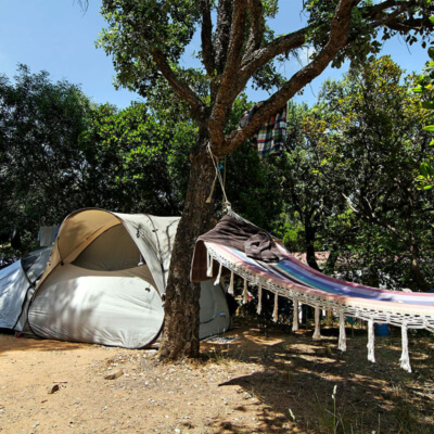 https://www.bonporteau.fr/base/uploads/2021/03/bonporteau-emplacement-camping-tente-4.jpg